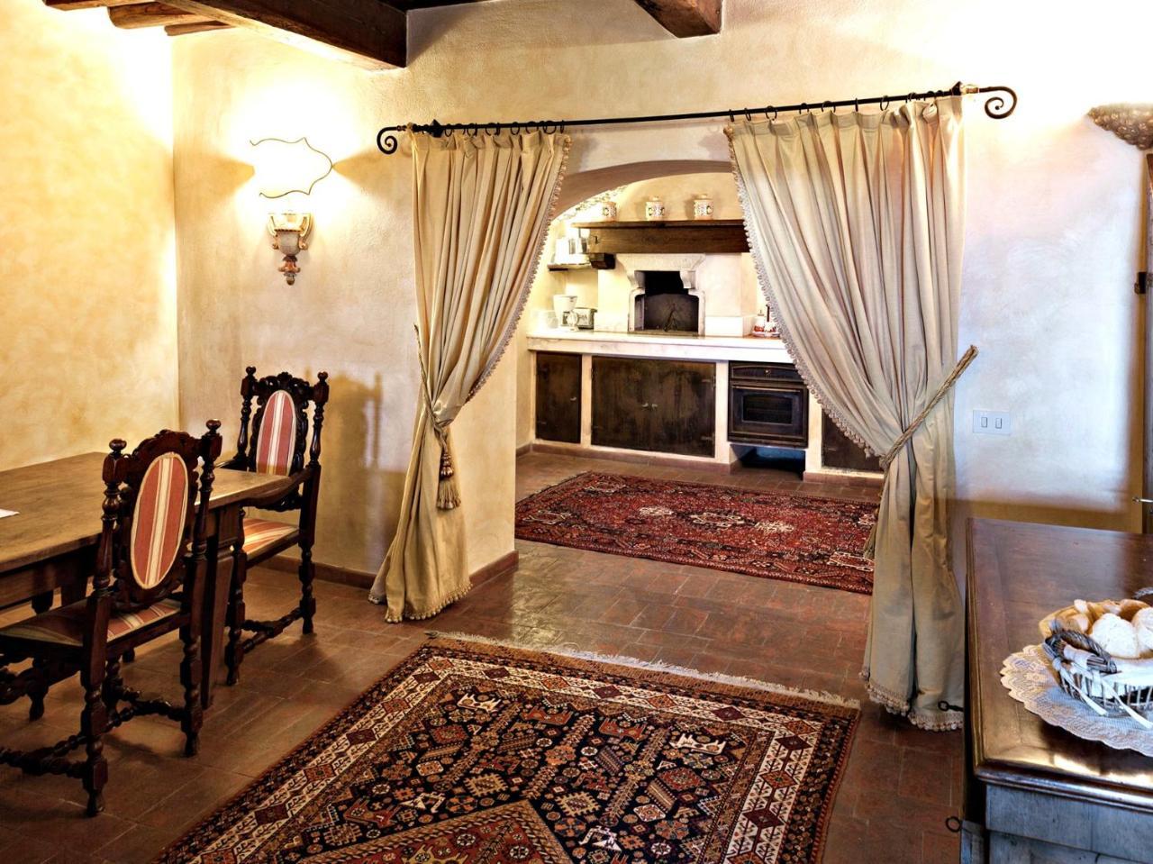 Villa Eleonora Ampinana ภายนอก รูปภาพ