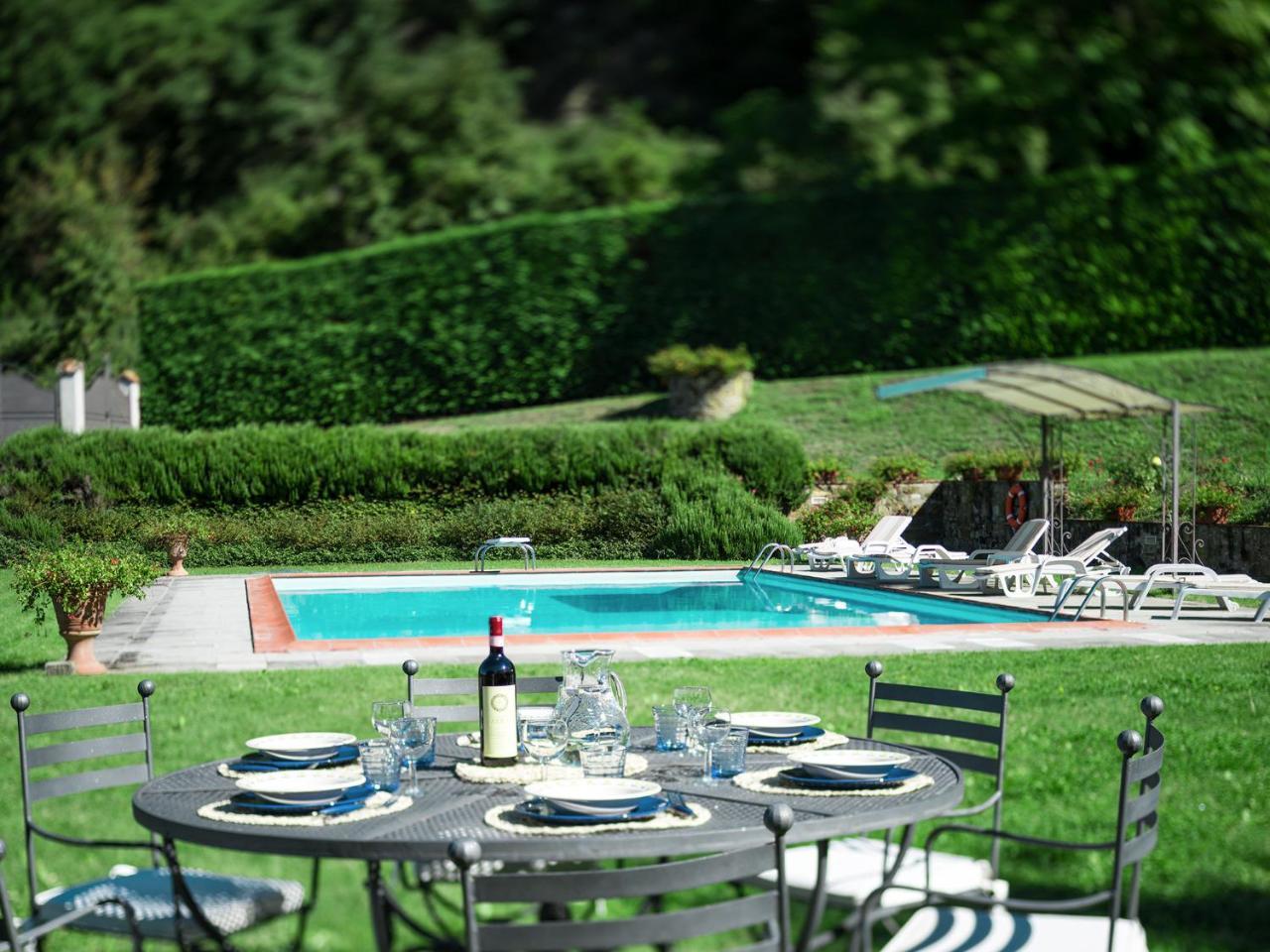 Villa Eleonora Ampinana ภายนอก รูปภาพ