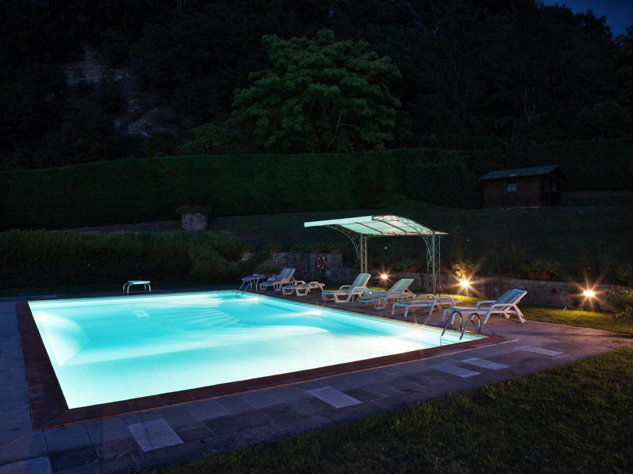 Villa Eleonora Ampinana ภายนอก รูปภาพ