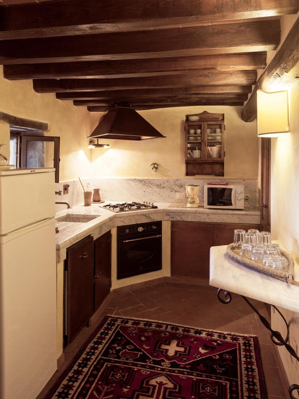 Villa Eleonora Ampinana ภายนอก รูปภาพ